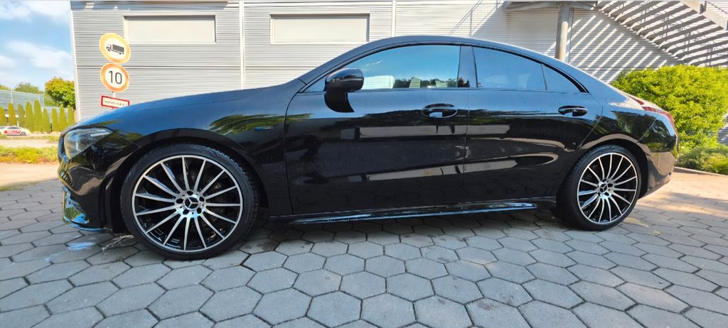Mercedes-Benz CLA 250 59.700 km 28.999 &euro; Hamburg 22143