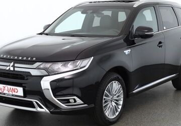 Mitsubishi Outlander 68.865 km 24.490 &euro; Hamburg 22761