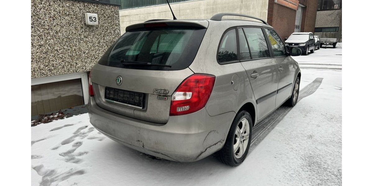 Skoda Fabia Ambiente Family TÜV bis 8/26 188.000 km 1.699 &euro; Hamburg 22339