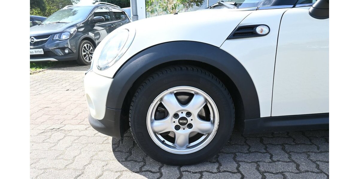 Mini One Clubman Klima Serviceheft HU-01.28 1.Hand 149.000 km 5.700 &euro; Seevetal - Hittfeld 21218