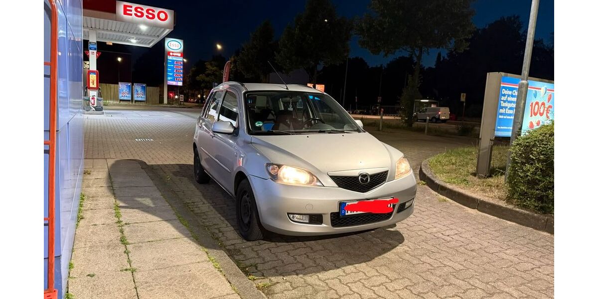 Mazda 2 150.000 km 699 &euro; Hamburg 22307