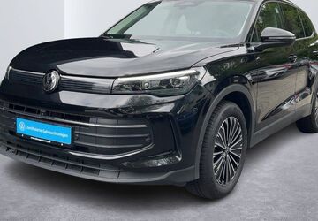 VW Tiguan 25.046 km 33.850 &euro; Hamburg 22111
