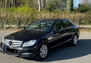Mercedes-Benz C 220 146.000 km 10.099 &euro; Hamburg 22529