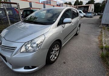 Toyota Corolla Verso 168.500 km 5.500 &euro; Pinneberg 25421