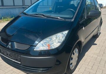 Mitsubishi Colt 99.000 km 2.750 &euro; Hamburg 22045