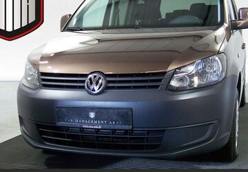 VW Caddy 90.553 km 10.469 &euro; Hamburg Stadtteil Horn 22119