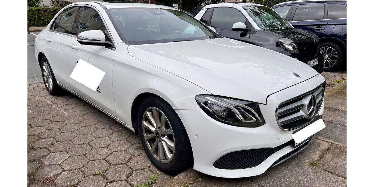 Mercedes-Benz E 220 388.585 km 14.700 &euro; Hamburg 22041