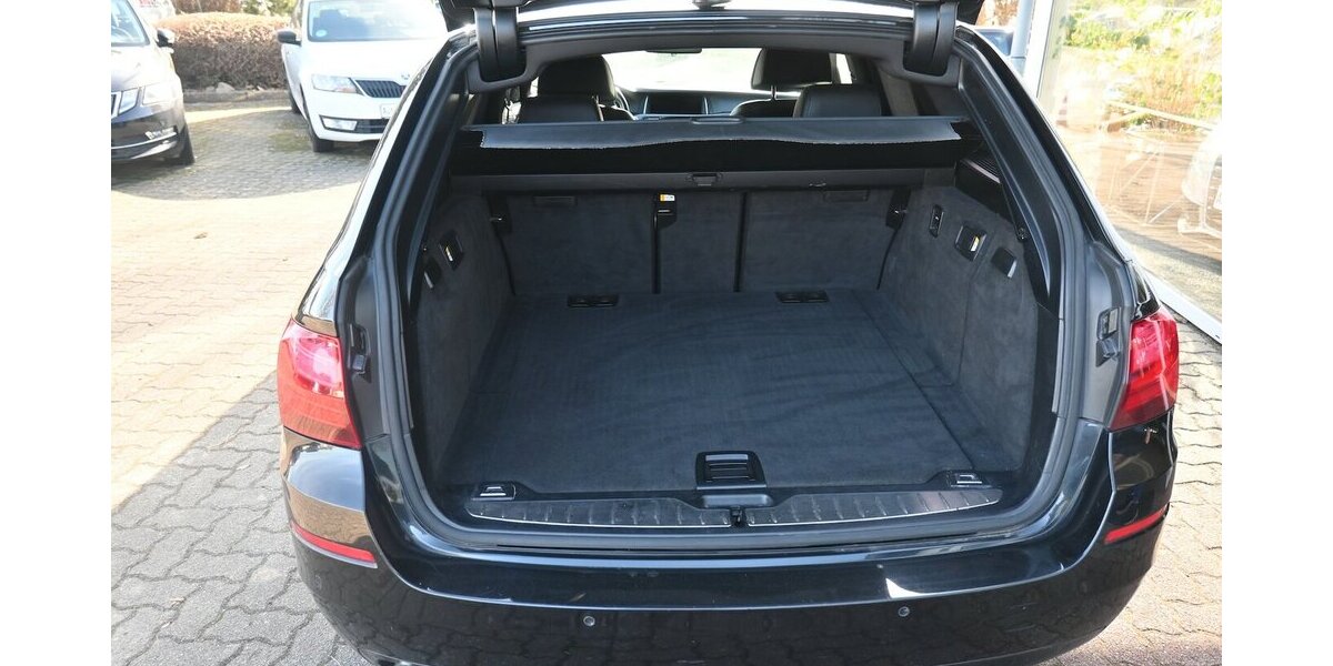 BMW 530 dAut Touring Klimaaut Navi Pano Leder 18Alu 245.000 km 14.300 &euro; Seevetal - Hittfeld 21218
