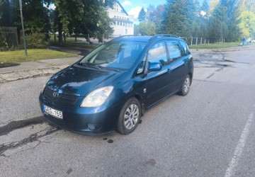 Toyota Corolla Verso 189.000 km 2.750 &euro; Hamburg 22547