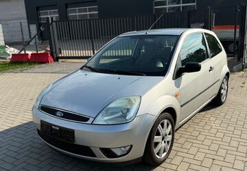 Ford Fiesta 56.699 km 2.390 &euro; Ellerau 25479