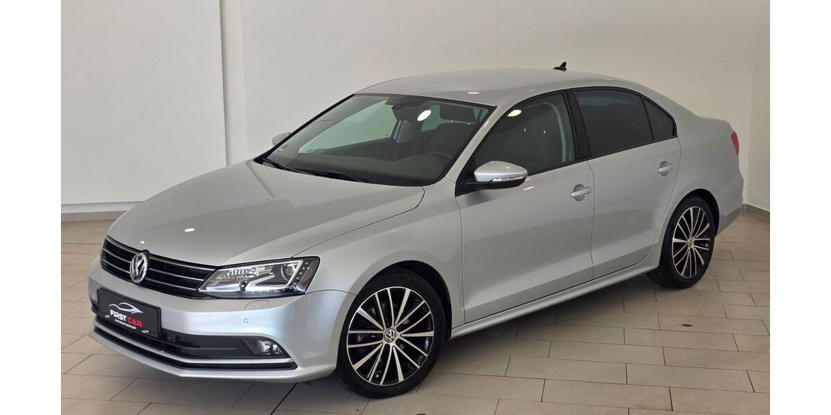 VW Jetta 123.000 km 12.990 &euro; Hamburg 22043