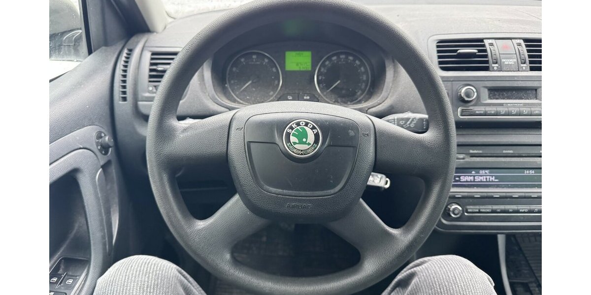 Skoda Fabia Ambiente Family TÜV bis 8/26 188.000 km 1.699 &euro; Hamburg 22339