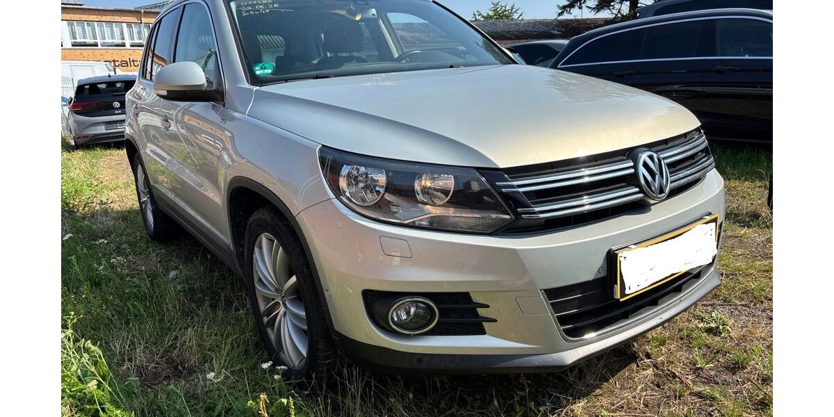VW Tiguan 45.681 km 11.995 &euro; Hamburg 20537
