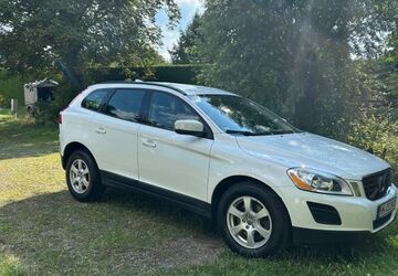 Volvo XC60 145.707 km 12.500 &euro; Hamburg 21039
