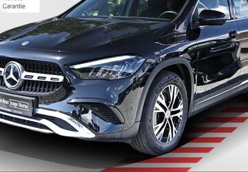 Mercedes-Benz GLA 200 12.307 km 34.450 &euro; Hamburg-Elbe 22609