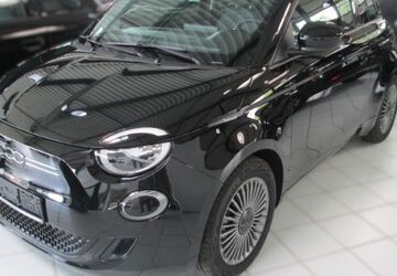 Fiat 500e 54.088 km 19.900 &euro; Hamburg 22525