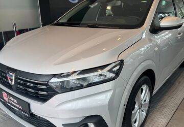 Dacia Sandero 174.000 km 9.900 &euro; Hamburg 22547