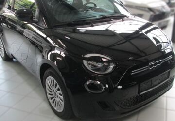 Fiat 500e 22.737 km 12.990 &euro; Hamburg 22525