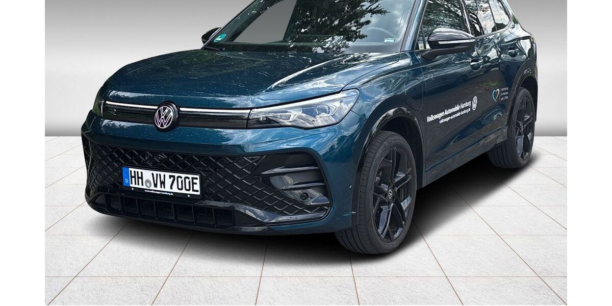 VW Tiguan 8.400 km 61.850 &euro; Hamburg 22111