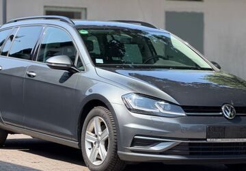 VW Golf 98.000 km 8.990 &euro; Hamburg 22547