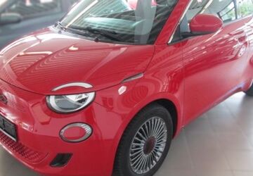 Fiat 500e 23.710 km 18.900 &euro; Hamburg 22525