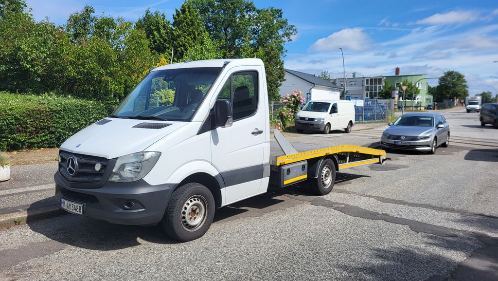 Mercedes-Benz Sprinter 329.123 km 12.300 &euro; Hamburg 20539