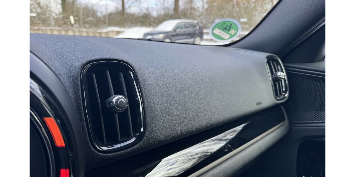 Mini Cooper S Countryman All4 Leder 18 Zoll UJ-Rückl 71.000 km 17.999 &euro; Hamburg 22339