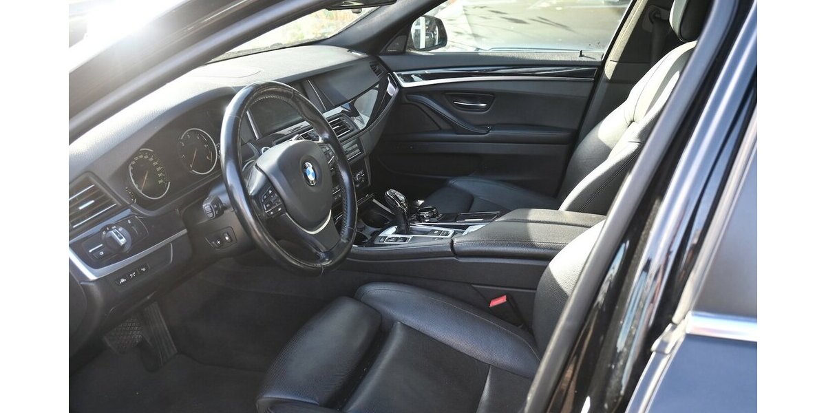 BMW 530 dAut Touring Klimaaut Navi Pano Leder 18Alu 245.000 km 14.300 &euro; Seevetal - Hittfeld 21218