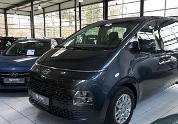 Hyundai STARIA 27.400 km 33.900 &euro; Hamburg 22525