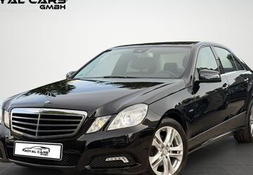 Mercedes-Benz E 220 299.793 km 7.990 &euro; Hamburg 22111