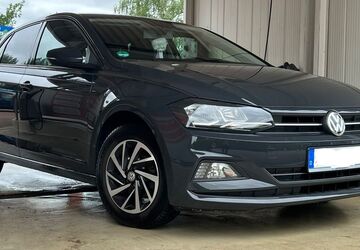 VW Polo 72.277 km 13.199 &euro; Hamburg 22087