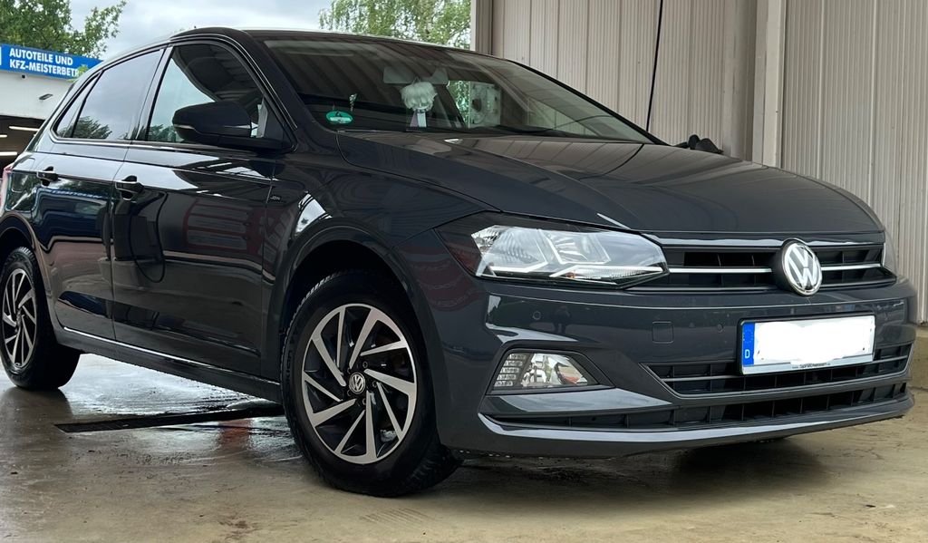 VW Polo 72.277 km 13.199 &euro; Hamburg 22087