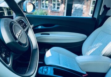 Fiat 500e 47.000 km 19.900 &euro; Hamburg 22359