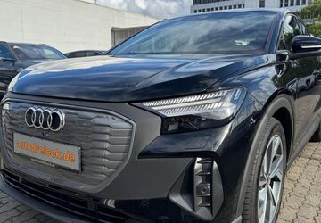 Audi Q4 e-tron 32.755 km 42.950 &euro; Hamburg 22047