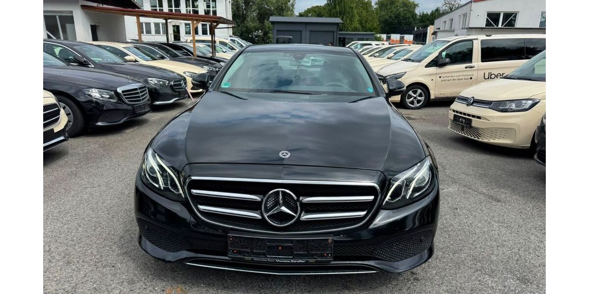 Mercedes-Benz E 200 298.000 km 10.900 &euro; hamburg 20537