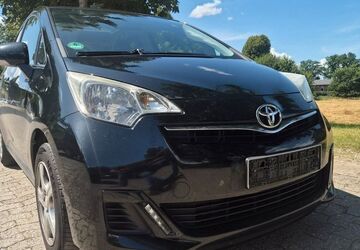 Toyota Verso-S 242.230 km 3.999 &euro; Buxtehude 21614