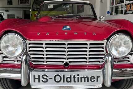Triumph TR4 53.183 km 28.500 &euro; Hamburg 22529