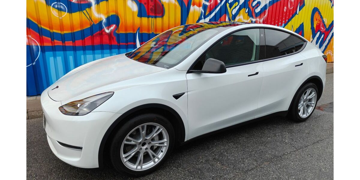 Tesla Model Y 41.000 km 33.600 &euro; Hamburg 22145