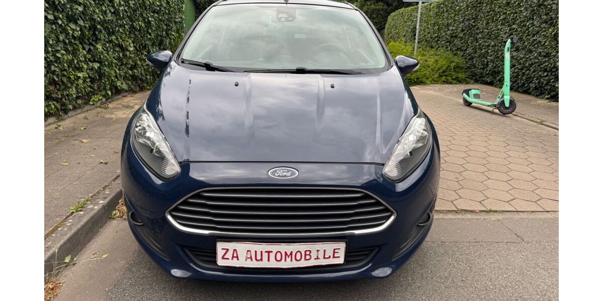 Ford Fiesta 190.000 km 2.400 &euro; Hamburg 22523