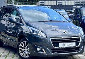 Peugeot 5008 135.000 km 9.990 &euro; Hamburg 20537