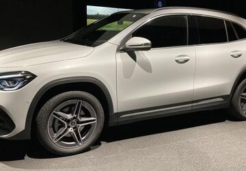 Mercedes-Benz GLA 250 23.941 km 35.999 &euro; Hamburg 21079