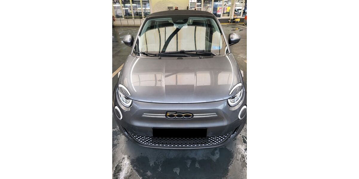 Fiat 500e 75.500 km 16.999 &euro; Hamburg 22587