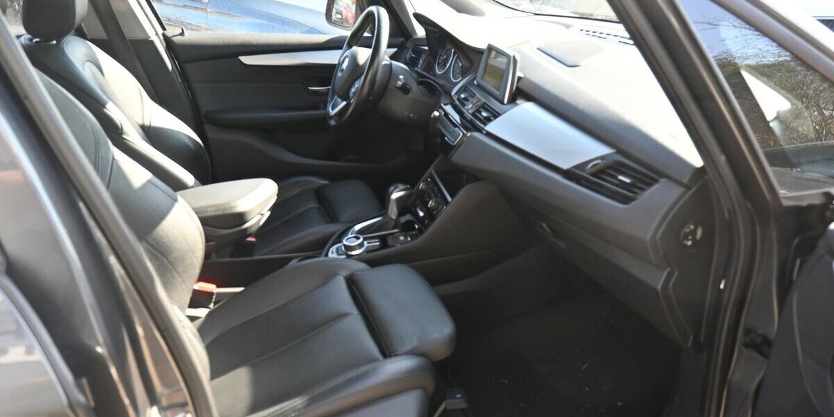BMW 220 Active Tourer 220iAut *Advantage* schön voll 97.000 km 15.500 &euro; Seevetal - Hittfeld 21218