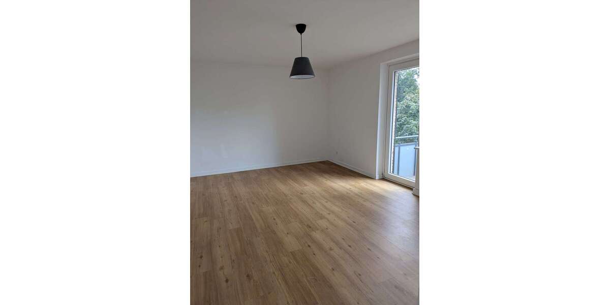 Etagenwohnung Hamburg Rahlstedt - 3 Zimmer, 74 m&sup2;, 950&euro; | Angebot:27268315
