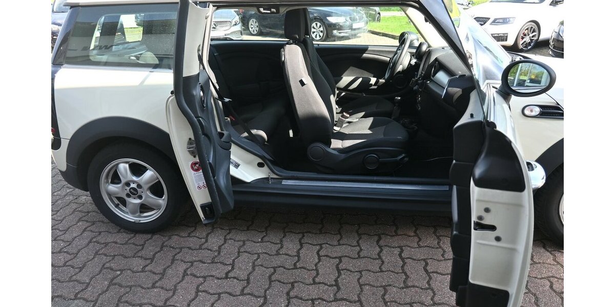 Mini One Clubman Klima Serviceheft HU-01.28 1.Hand 149.000 km 5.700 &euro; Seevetal - Hittfeld 21218