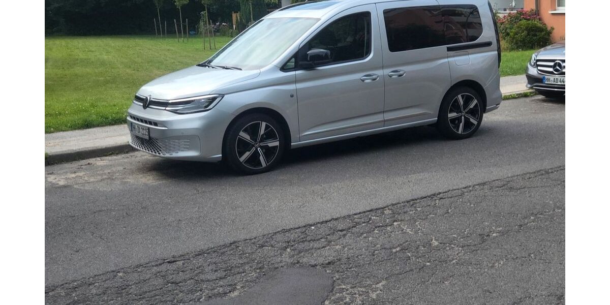 VW Caddy 146.800 km 22.100 &euro; Hamburg 21079