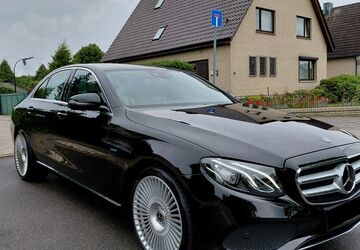 Mercedes-Benz E 350 136.000 km 22.300 &euro; Hamburg 22115