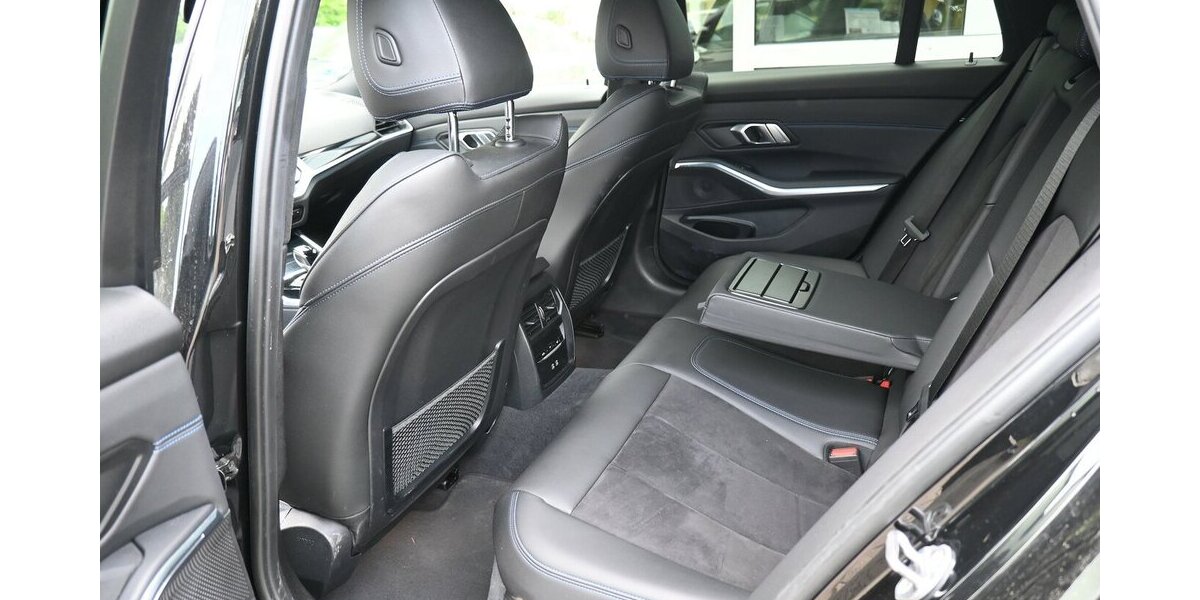 BMW 320e tour*M Sport*Aut Navi Leder/Alca PDC 19Alu 46.000 km 29.990 &euro; Seevetal - Hittfeld 21218