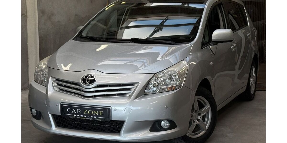 Toyota Verso 130.200 km 8.490 &euro; Hamburg 20539