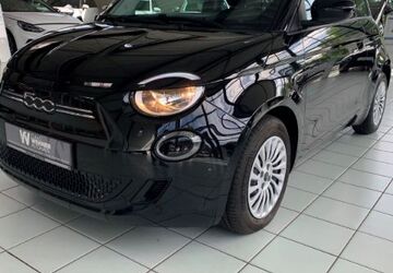 Fiat 500e 13.100 km 18.990 &euro; Hamburg 22525